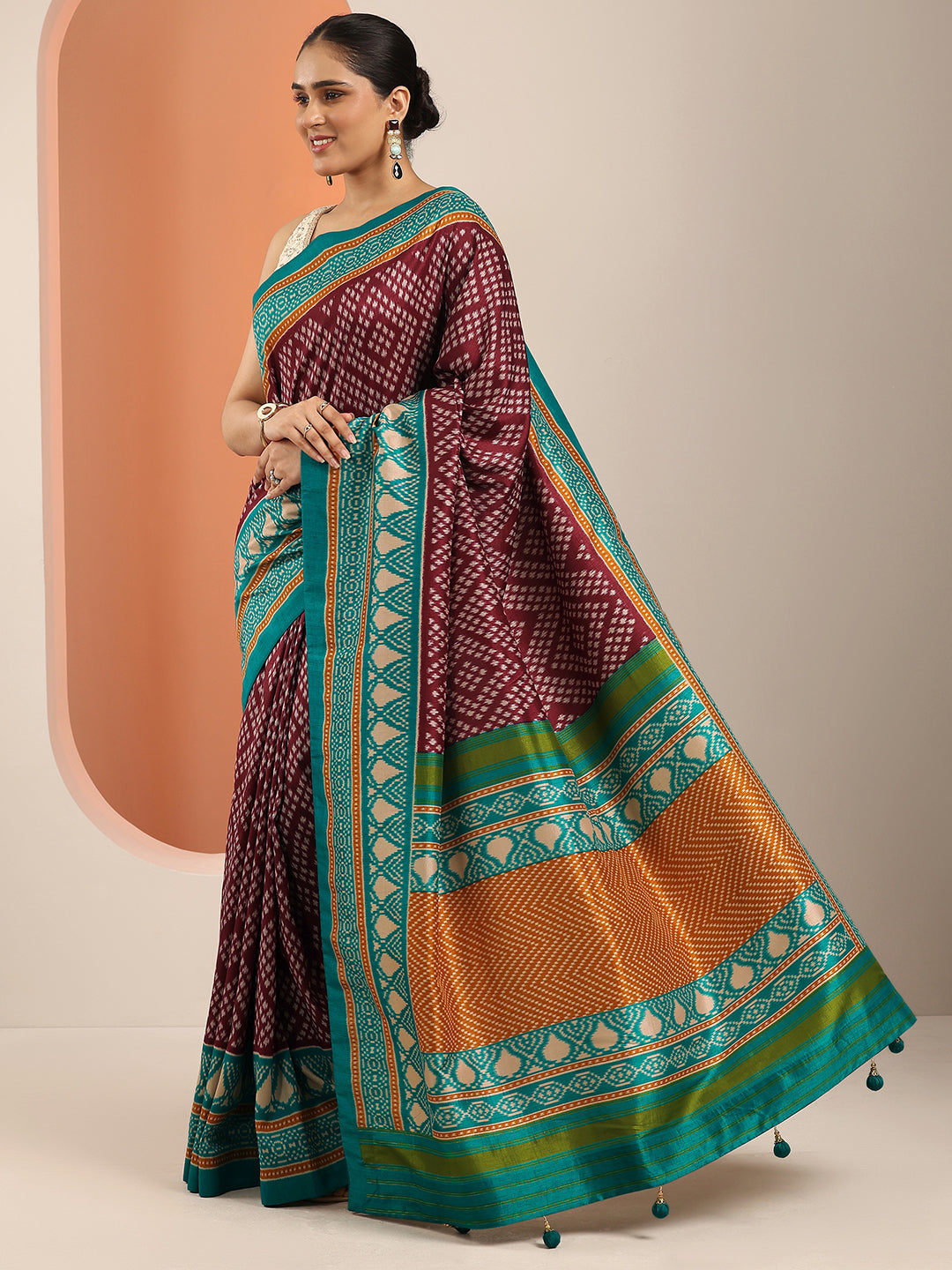  Maroon Printed Silk Blend Saree With Unstitched Blouse Piece 