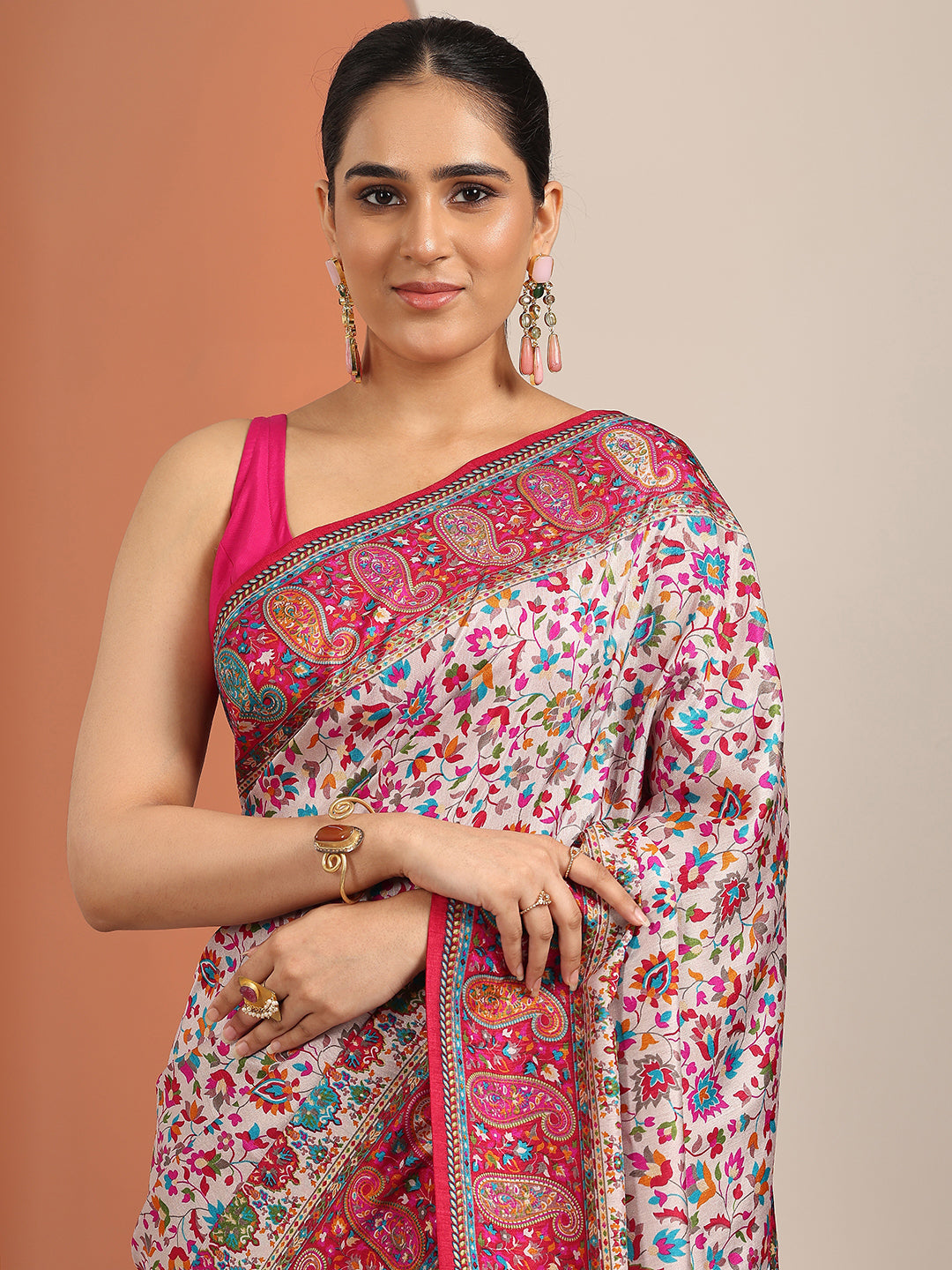  Multi Printed Silk Blend Saree With Unstitched Blouse Piece 