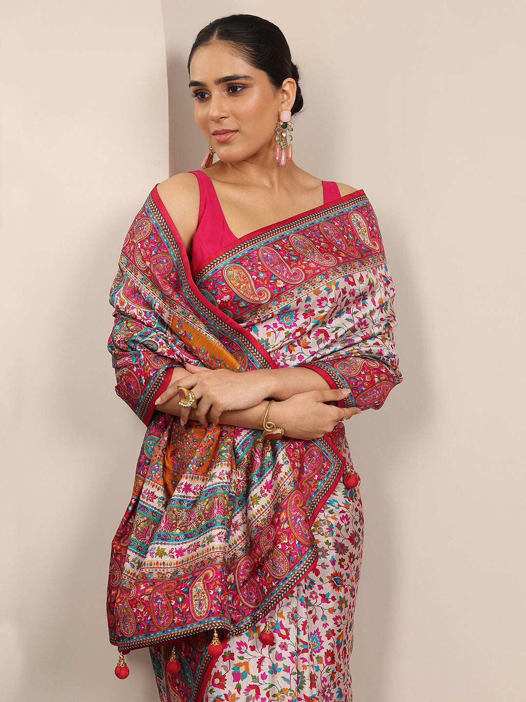 Multi Printed Silk Blend Saree With Unstitched Blouse Piece
