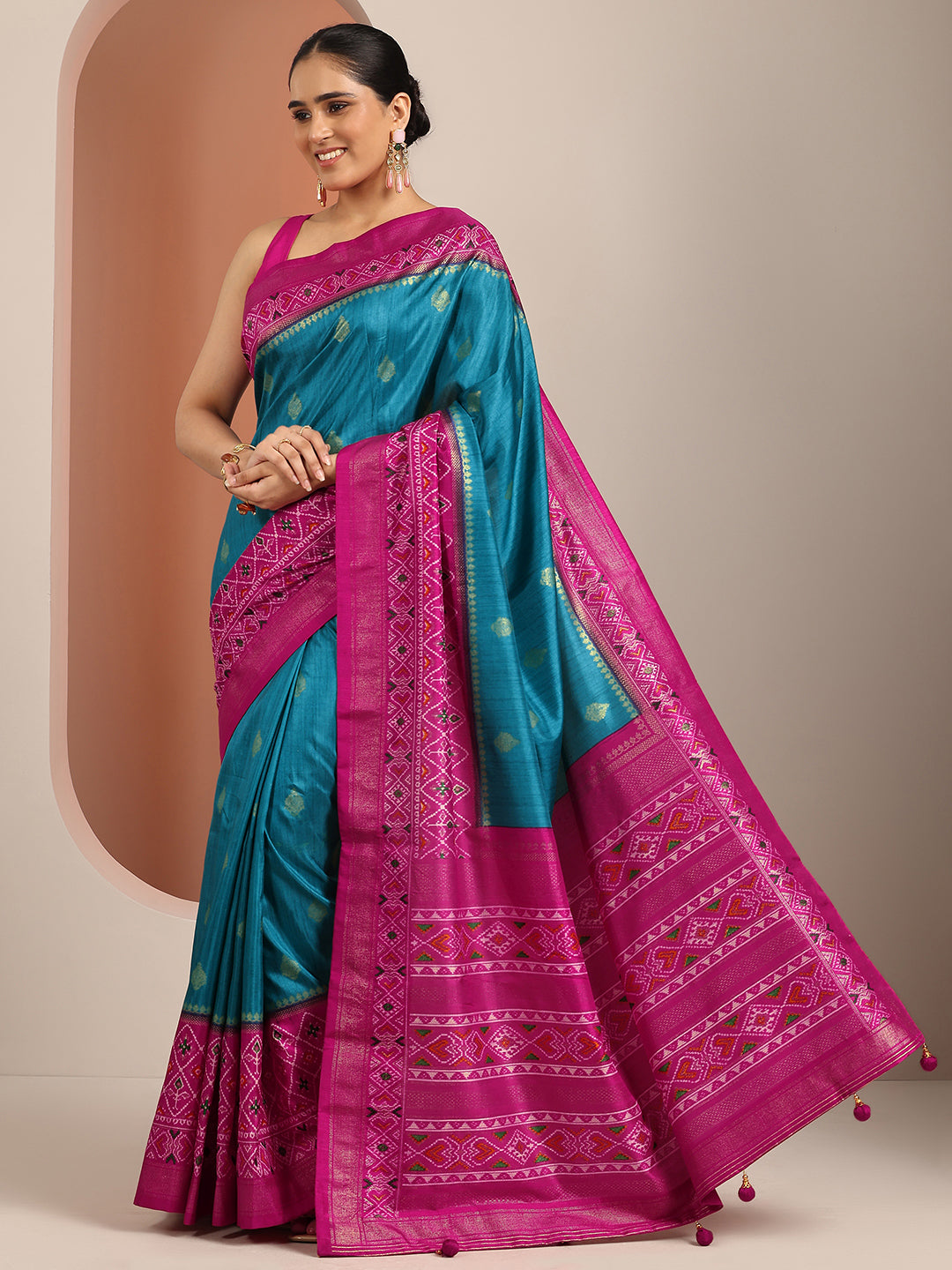  Blue  Silk Blend Saree With Unstitched Blouse Piece 