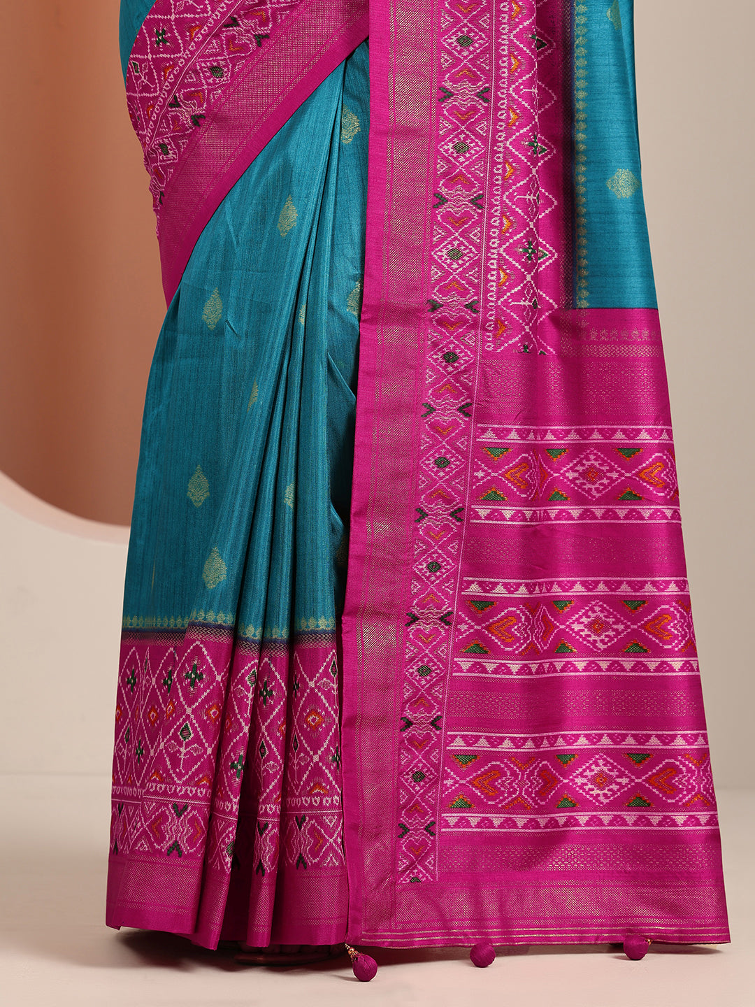  Blue  Silk Blend Saree With Unstitched Blouse Piece 