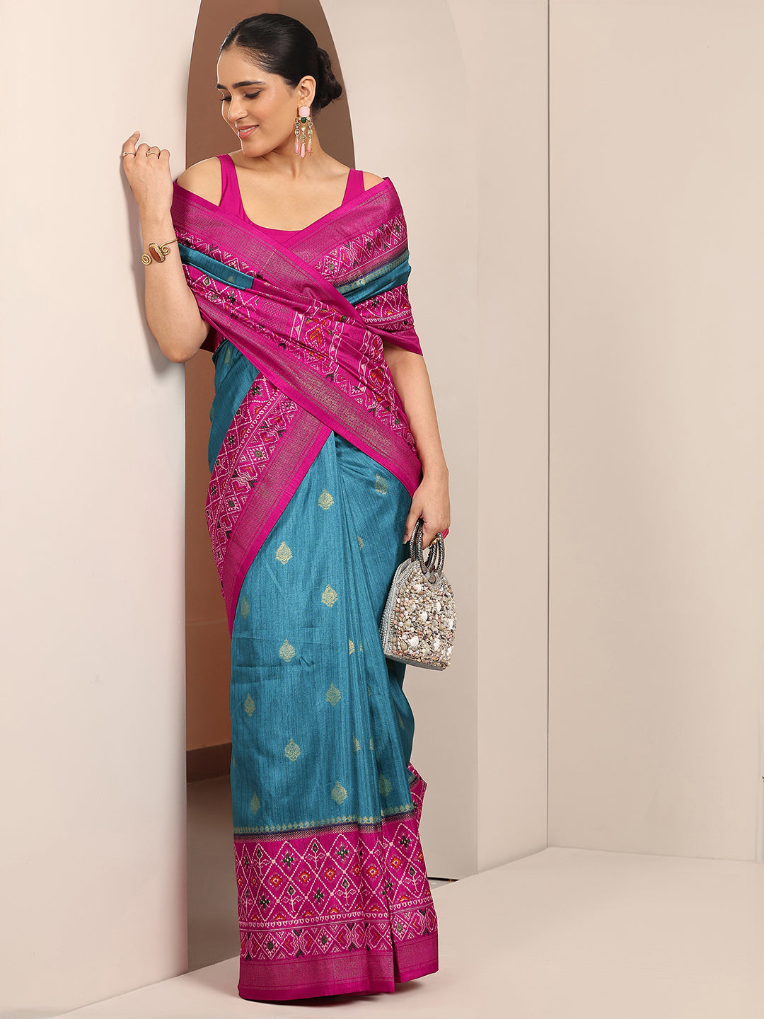  Blue  Silk Blend Saree With Unstitched Blouse Piece 