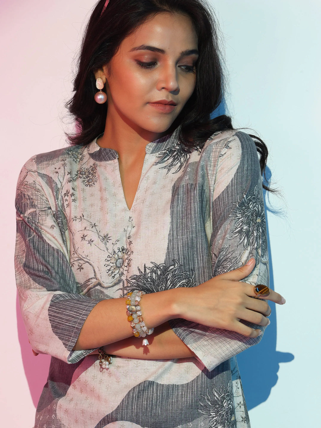  Off White Printed Linen Straight Kurti 