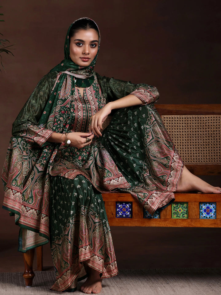 Stunning Green Dress for Mehndi Function: Top Picks for 2024 5 1 0ecc7d5f 70df 4929 9d74 b49bc0686823