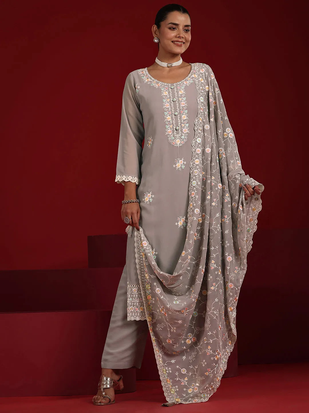 Libas Art Mauve Embroidered Georgette Straight Suit Set With Dupatta 