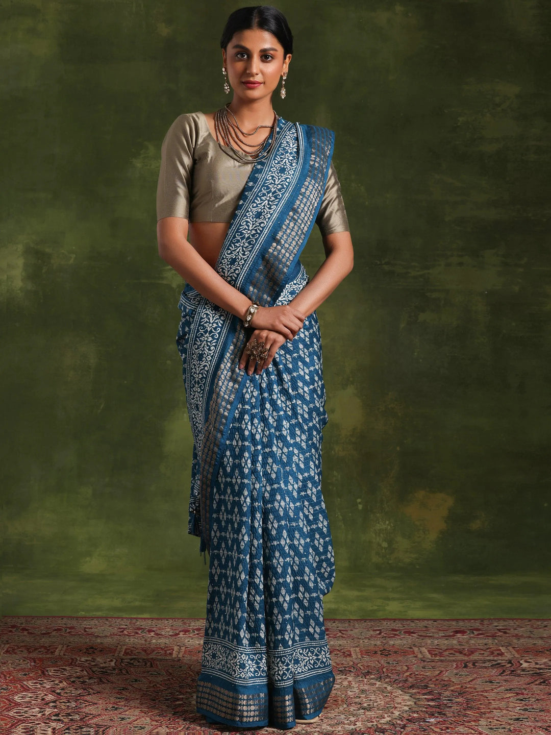 Teal Printed Silk Blend Saree With Unstitched Blouse Piece - Libas 