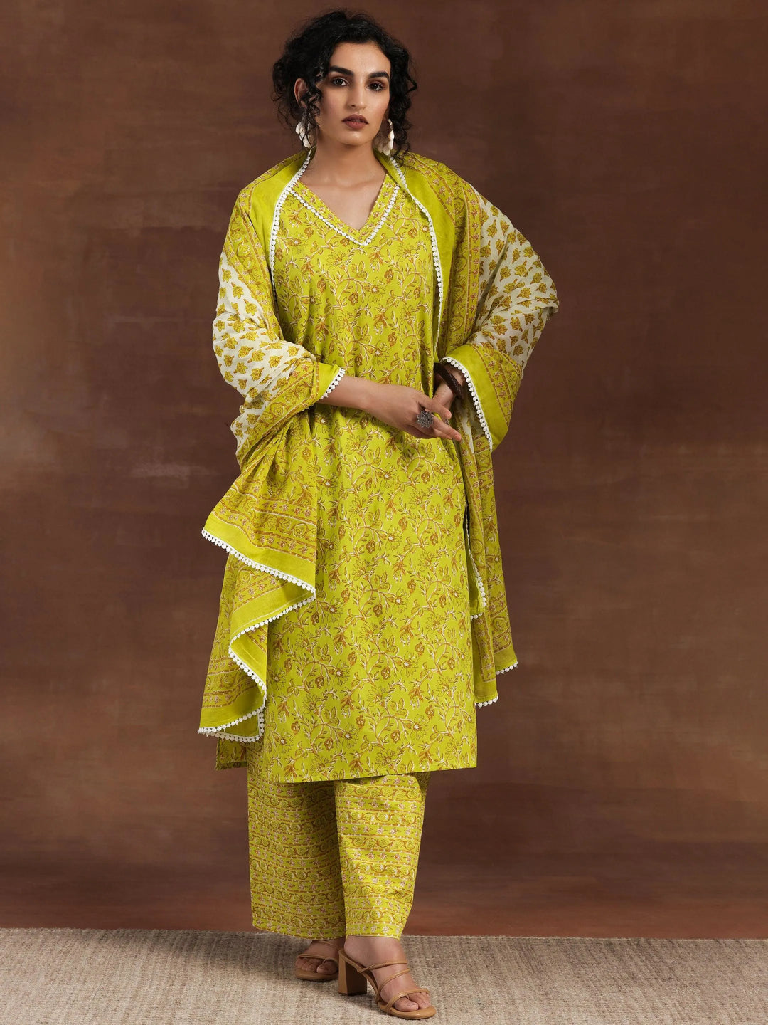 Green Printed Cotton Straight Suit With Dupatta - Libas 