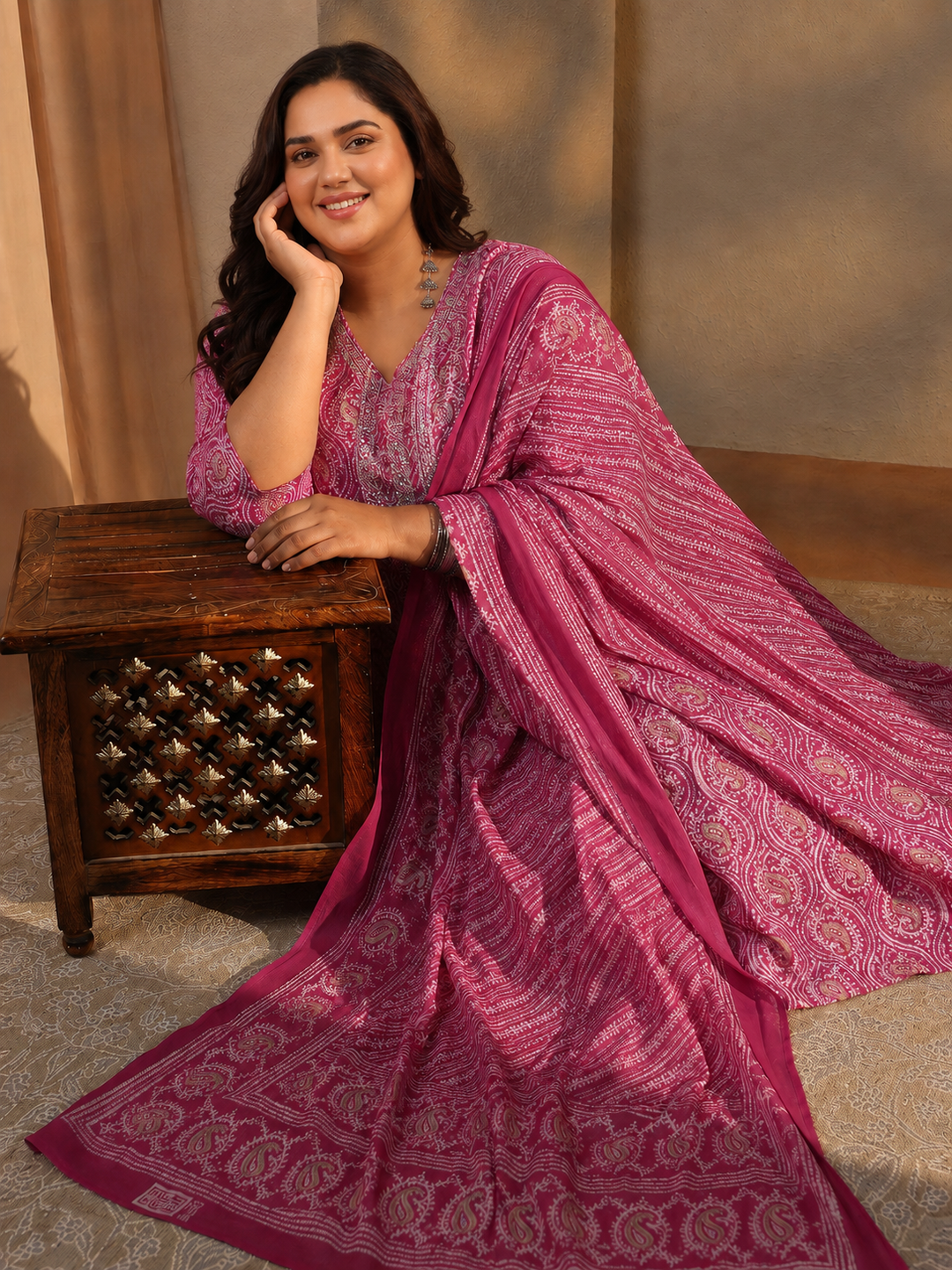 Plus Size Pink Paisley Printed Cotton Straight Suit Set