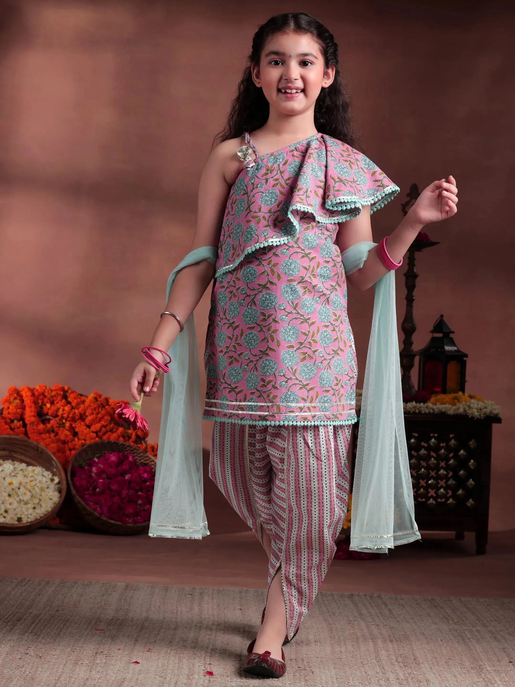 Girls Ethnic Wear Buy Ethnic Wear for Girls Online Libas