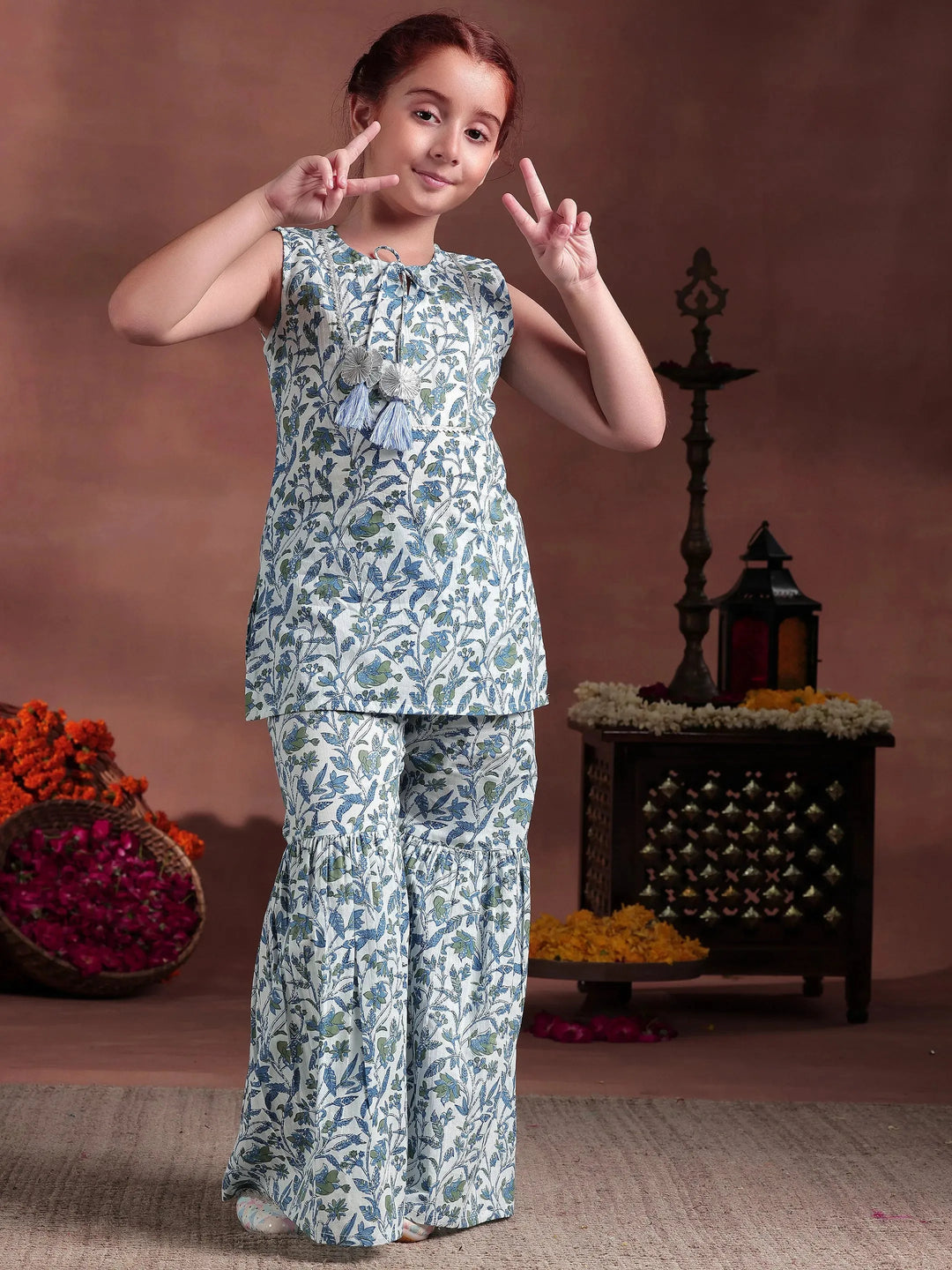  Kids White Printed Cotton Straight Kurta Set 
