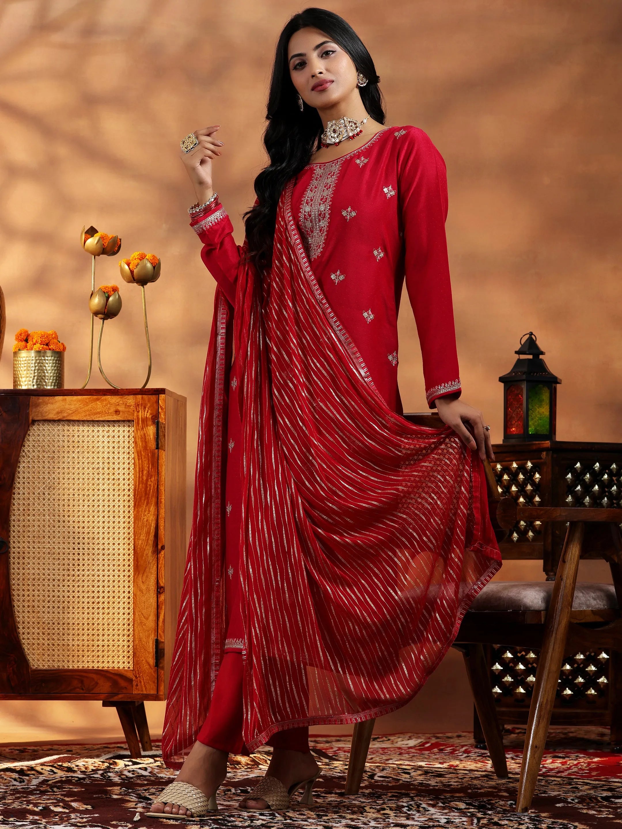 Red Embroidered Silk Blend Straight Suit With Dupatta-image-45