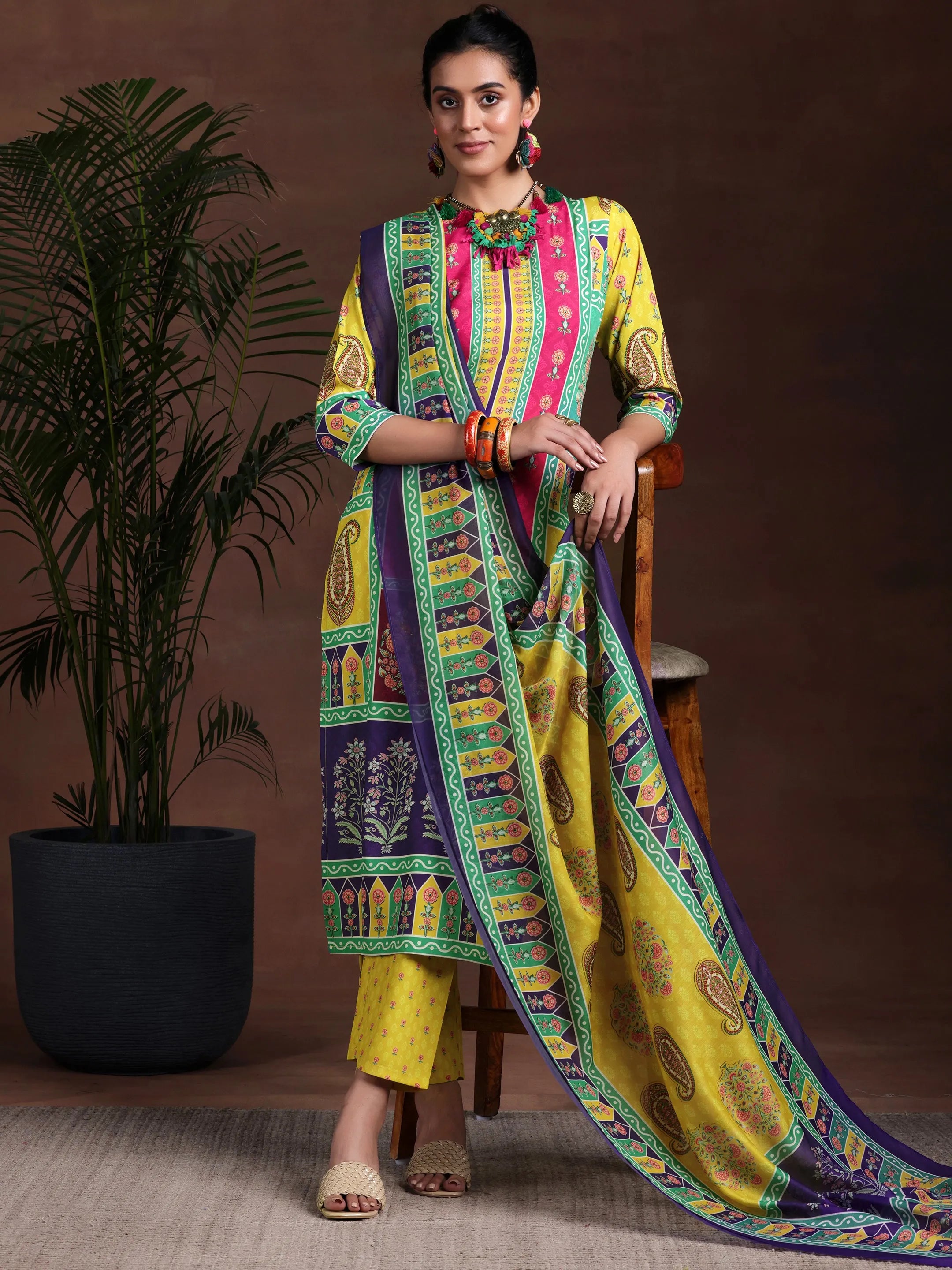 libas Multi Printed Poly Crepe Straight Suit With Dupatta-picture-42