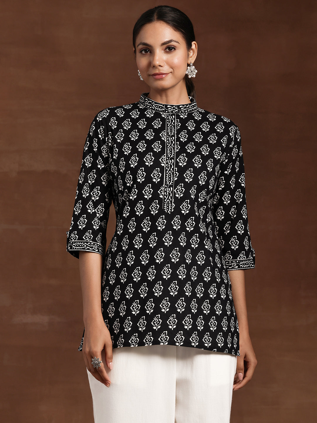  Black Printed Cotton Straight Short Kurti 