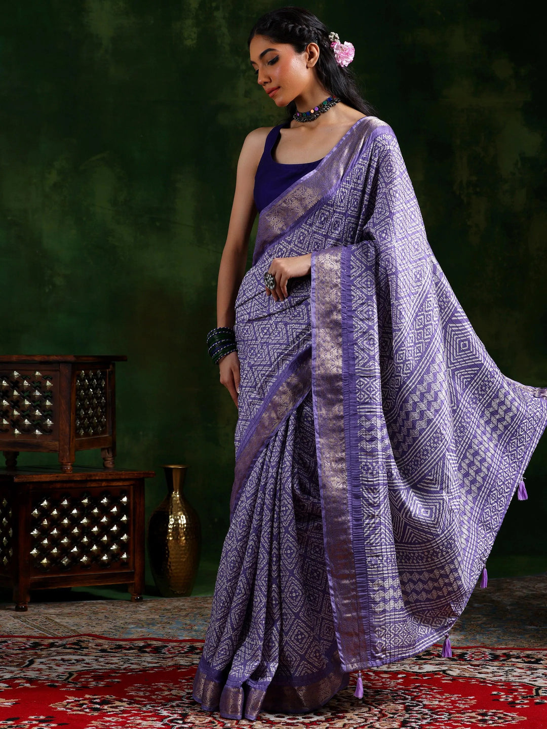 Lavender Printed Silk Blend Saree With Unstitched Blouse Piece - Libas 