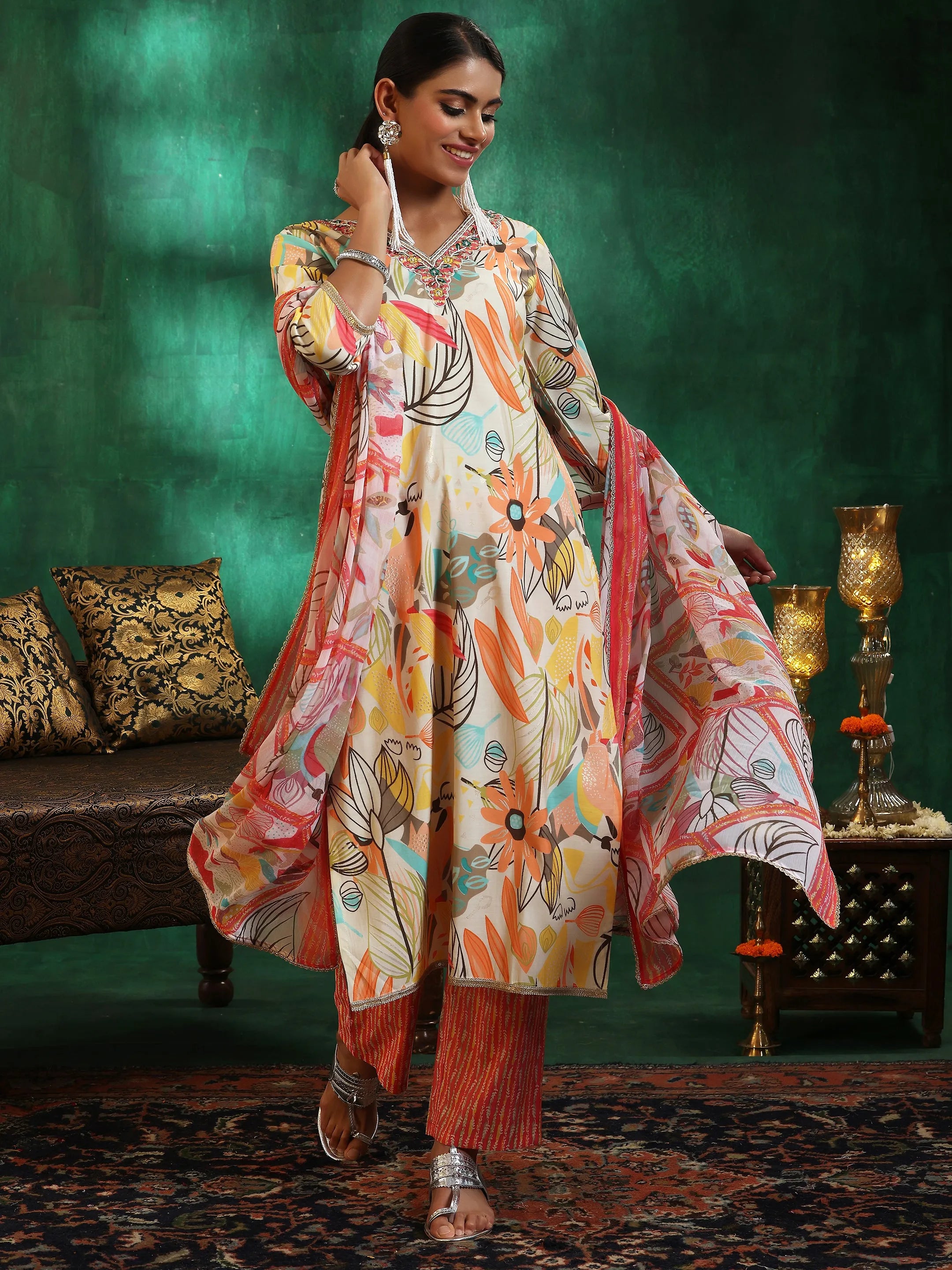 Off White Printed Silk Blend Straight Suit With Dupatta-image-41