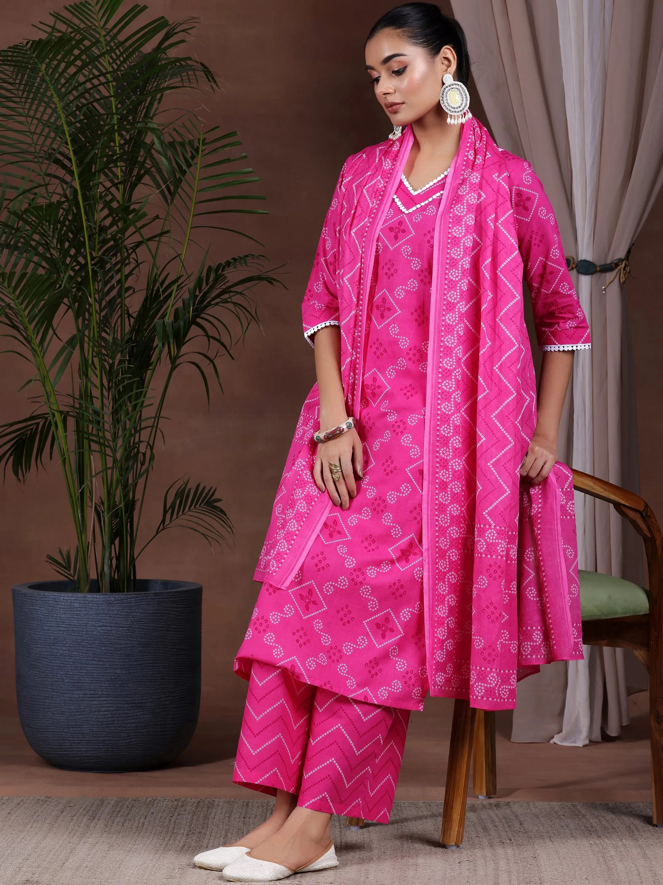 libas Pink Printed Cotton Straight Suit With Dupatta-picture-55
