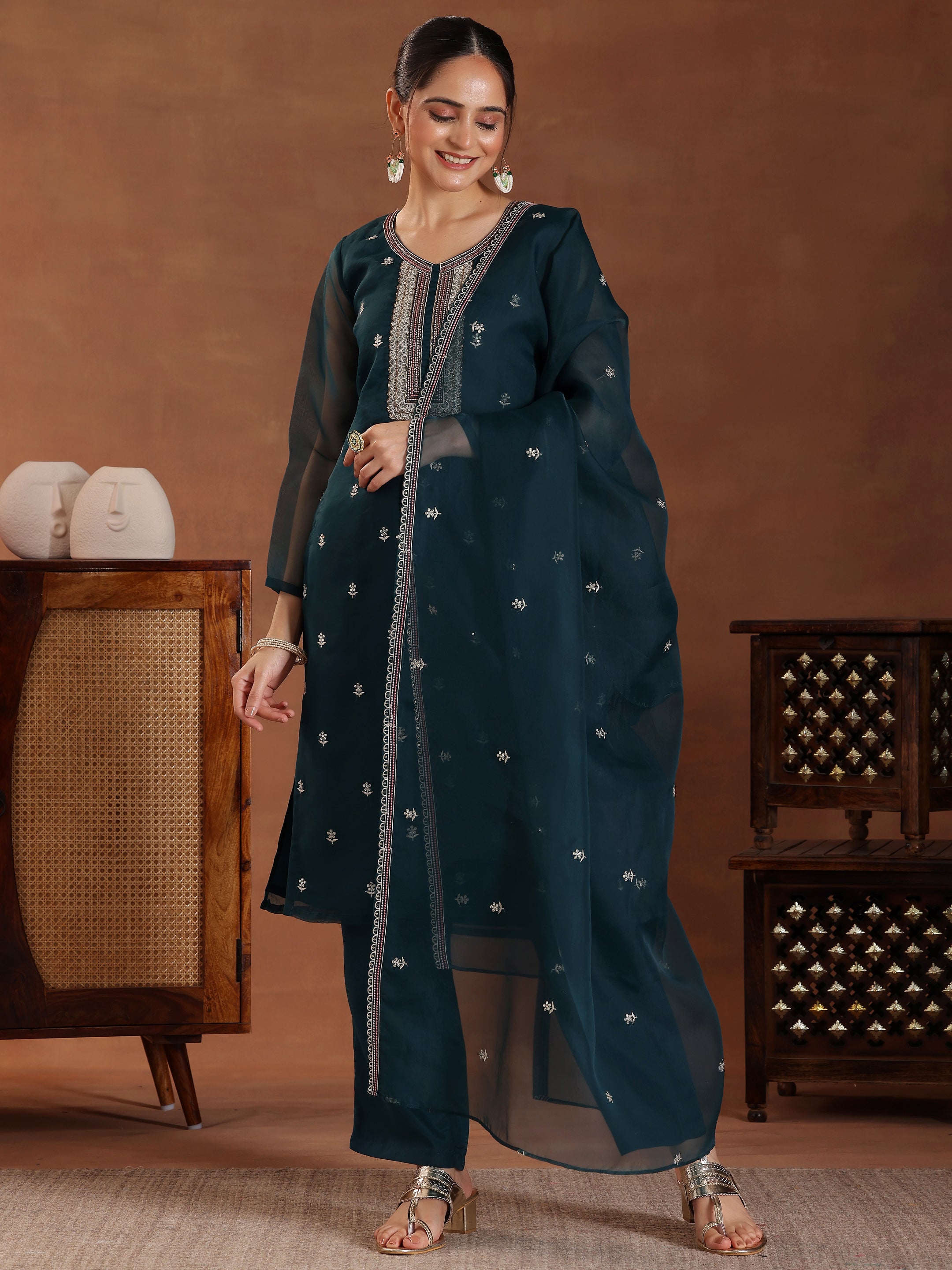 Green Embroidered Organza Straight Suit With Dupatta-image-47