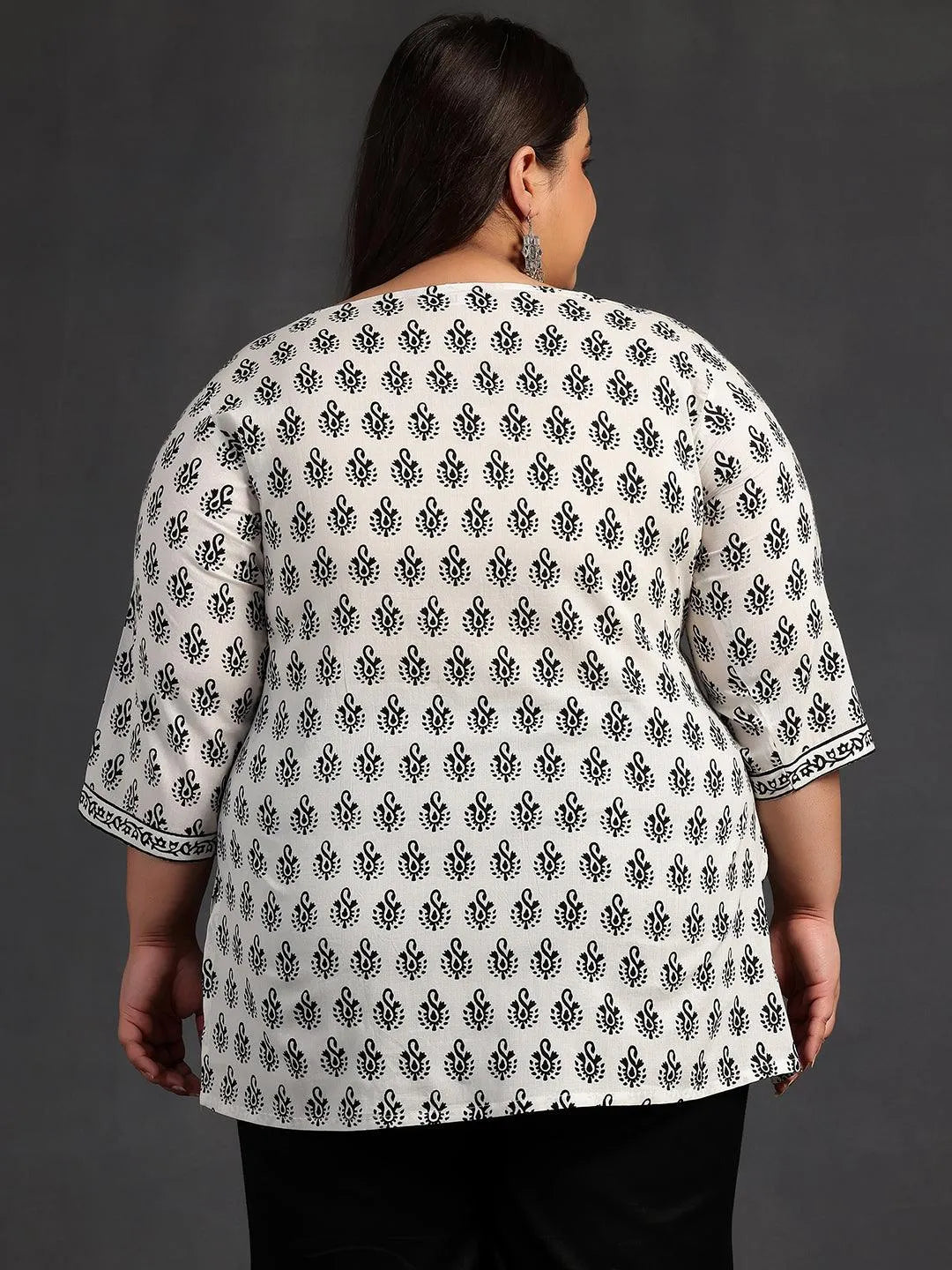 Plus Size White Printed Cotton Straight Kurti - Libas 