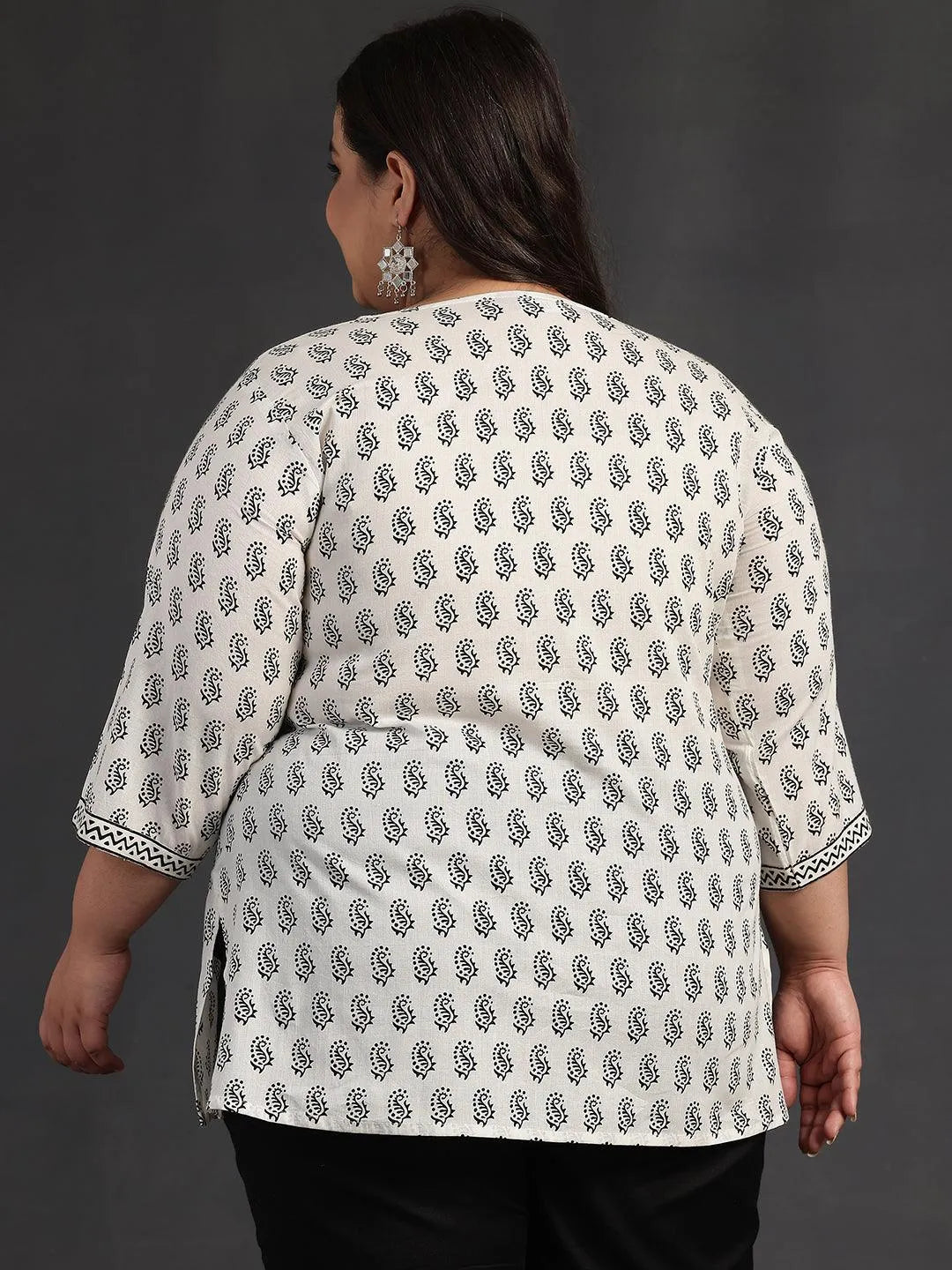 Plus Size White Printed Cotton Straight Kurti - Libas 