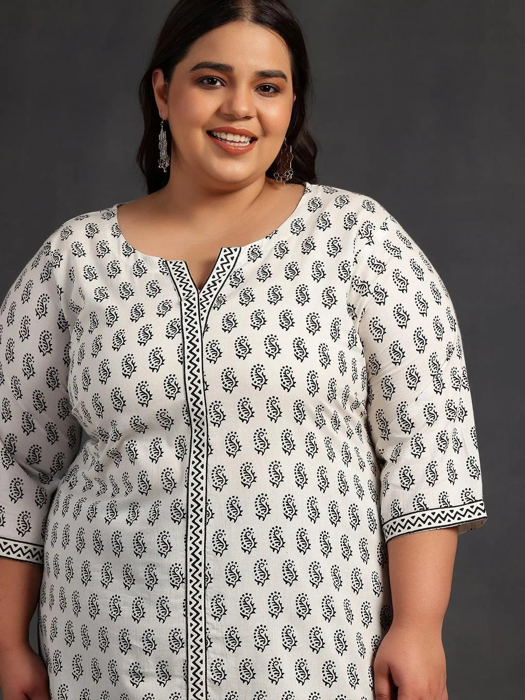 Plus Size White Printed Cotton Straight Kurti - Libas 