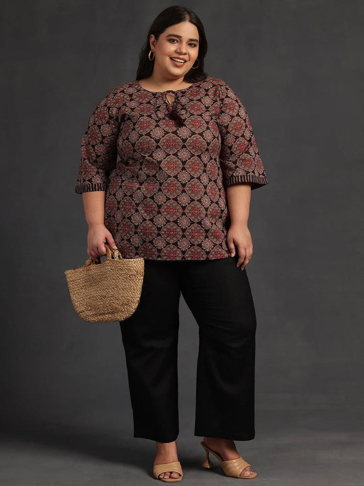Plus Size Black Printed Cotton Straight Kurti - Libas