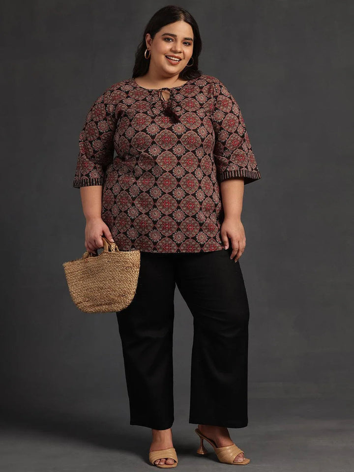 Plus Size Black Printed Cotton Straight Kurti - Libas