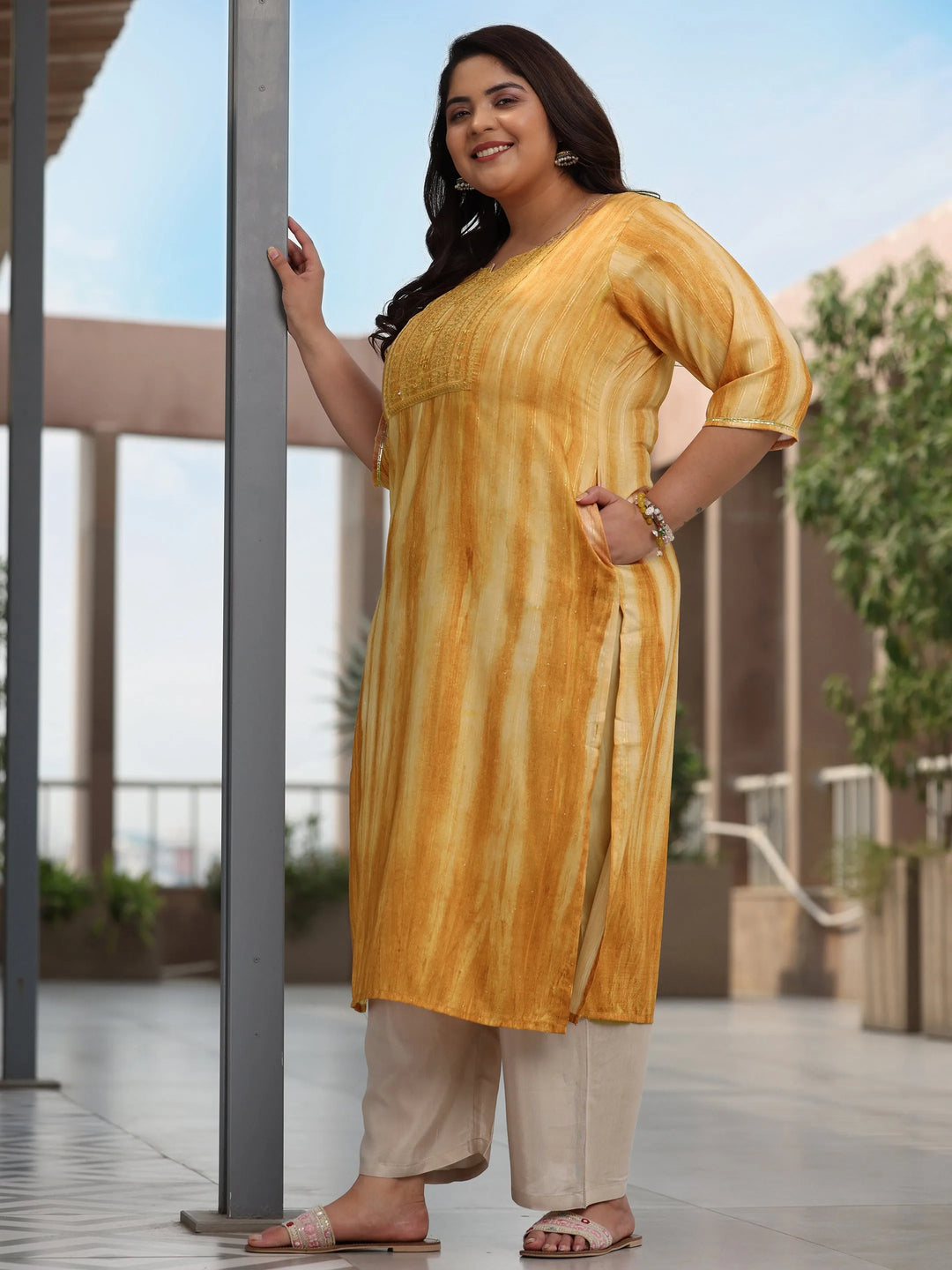  Plus Size Mustard Printed Cotton Straight Kurta 