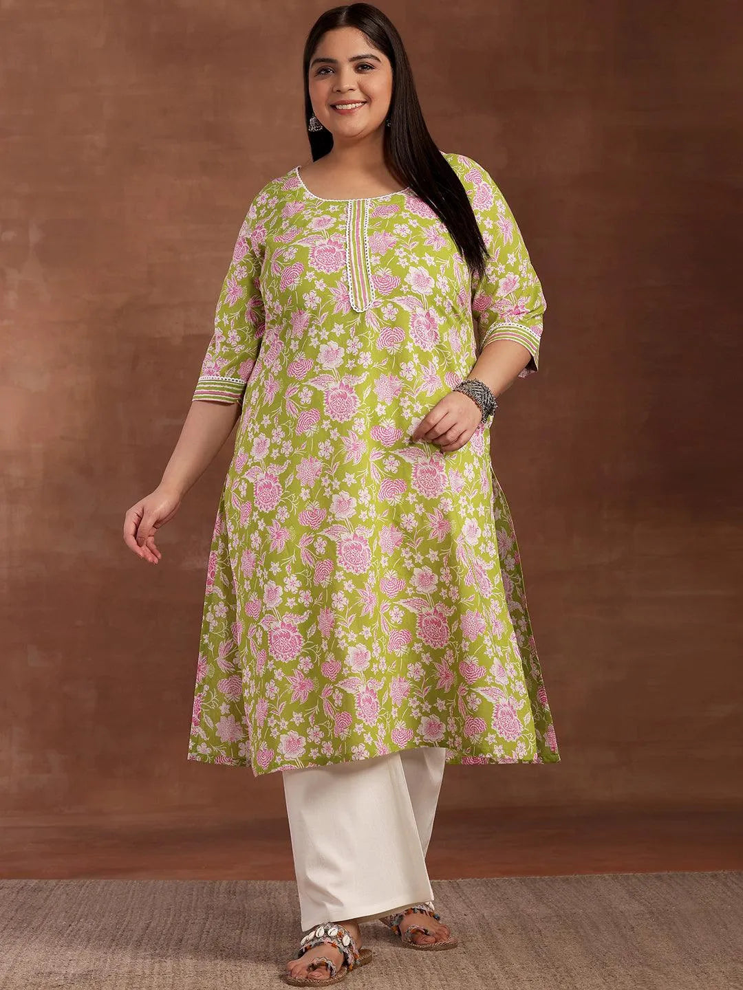 Plus Size Green Printed Cotton Kurta - Libas 