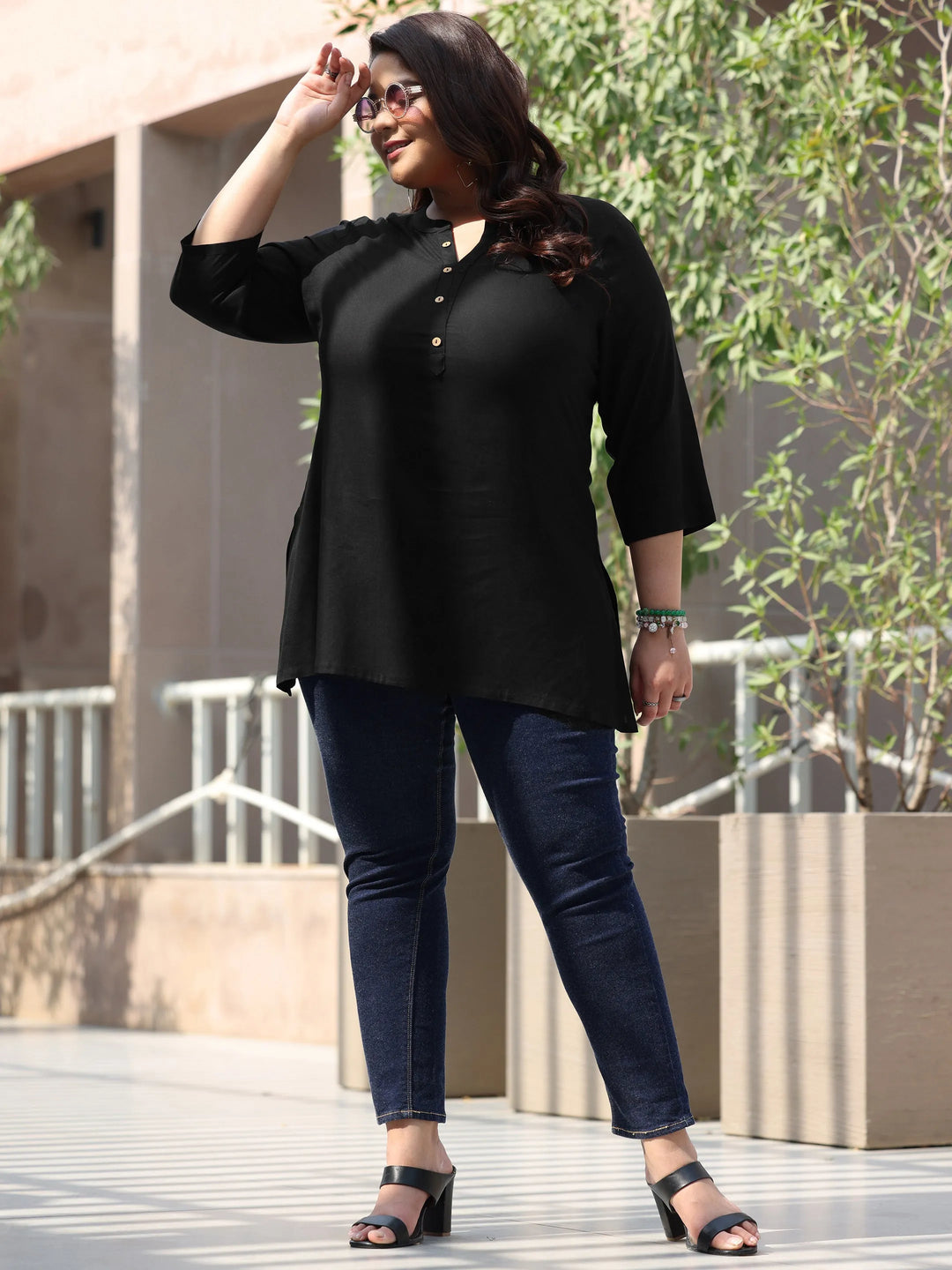  Plus Size Black Solid Rayon Straight Kurti 