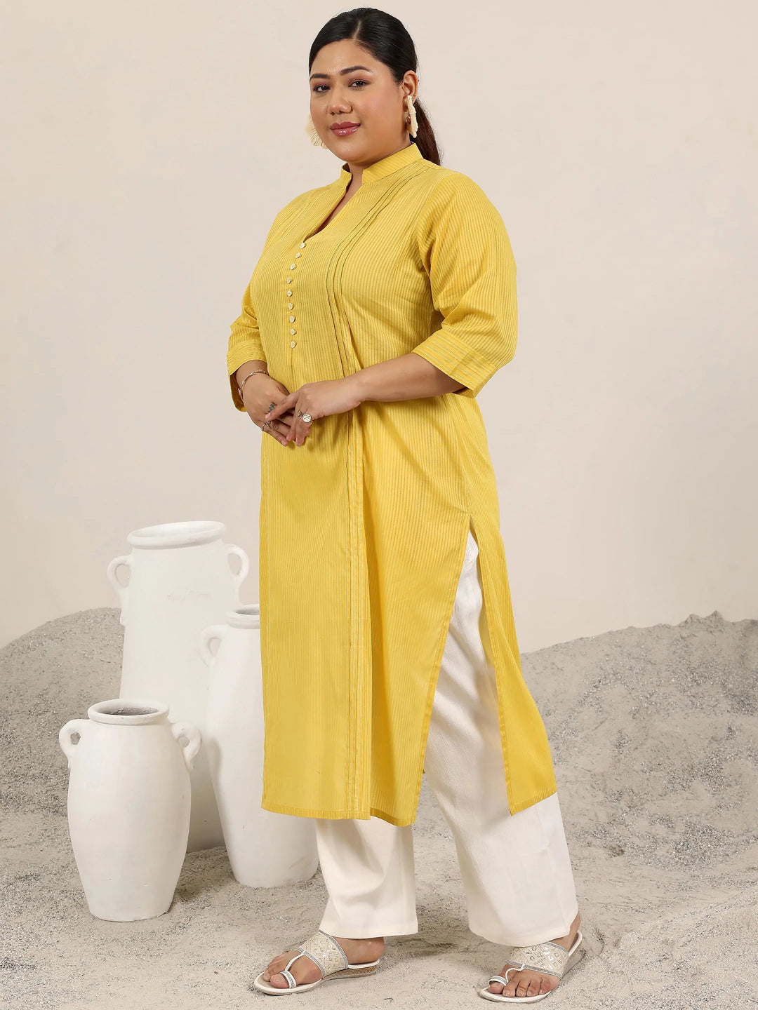  Plus Size Yellow Printed Cotton Kurta 