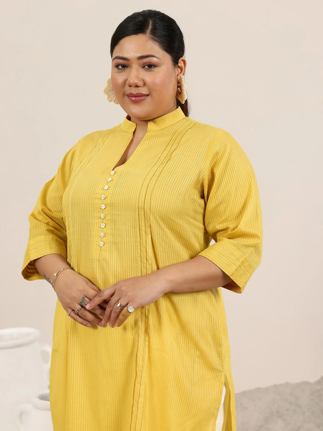  Plus Size Yellow Printed Cotton Kurta 