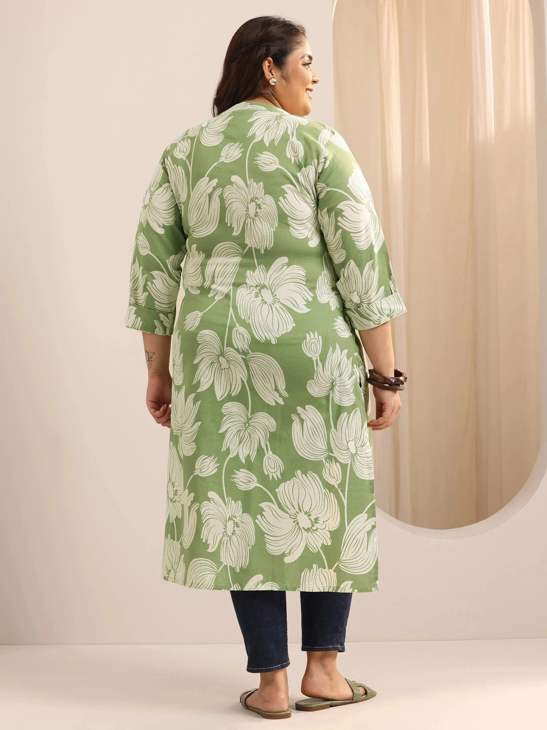  Plus Size Green Printed Cotton Straight Kurta 