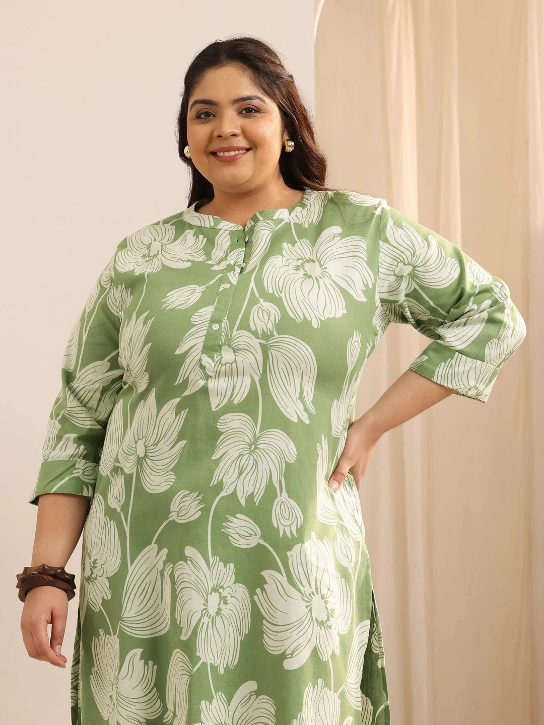  Plus Size Green Printed Cotton Straight Kurta 