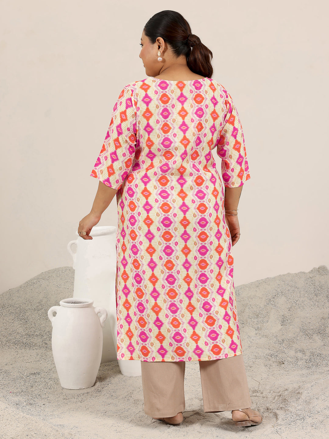  Plus Size Off White Printed Silk Blend Kurta 