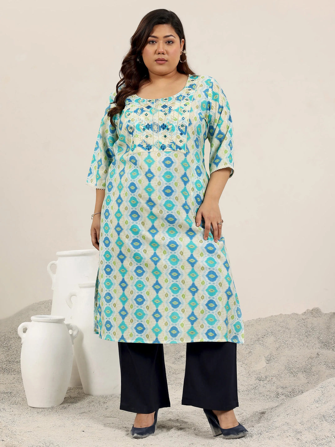 Plus Size Off White Printed Silk Blend Kurta 