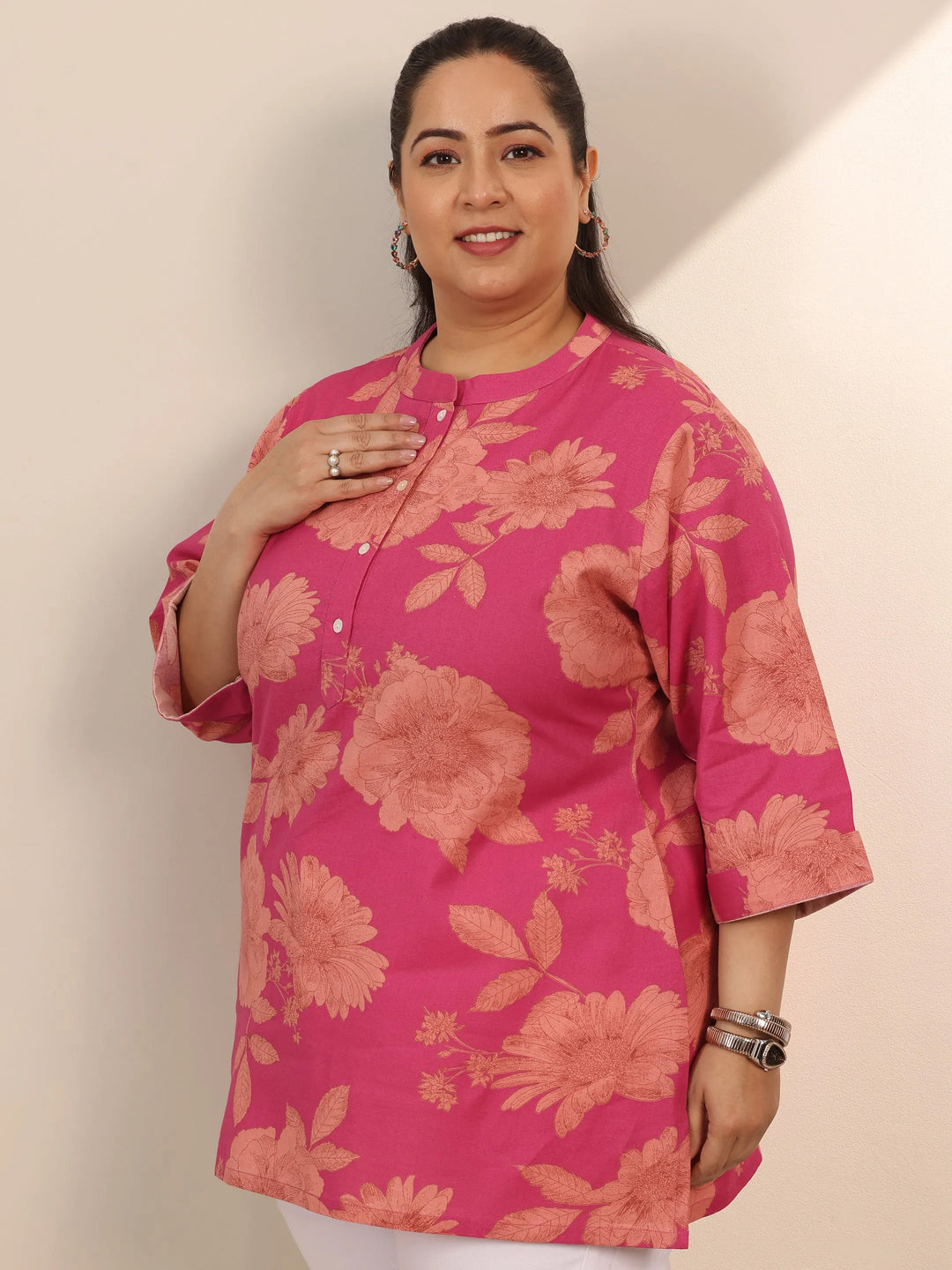 Plus Size Pink Printed Cotton Straight Short Kurti