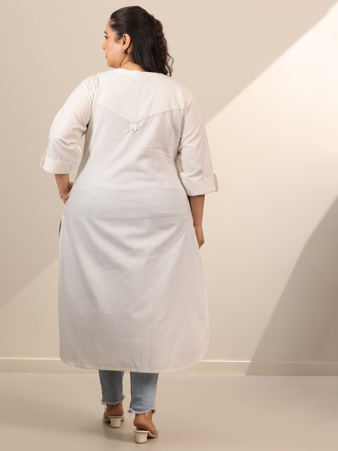  Plus Size White Solid Cotton Blend Straight Kurta 