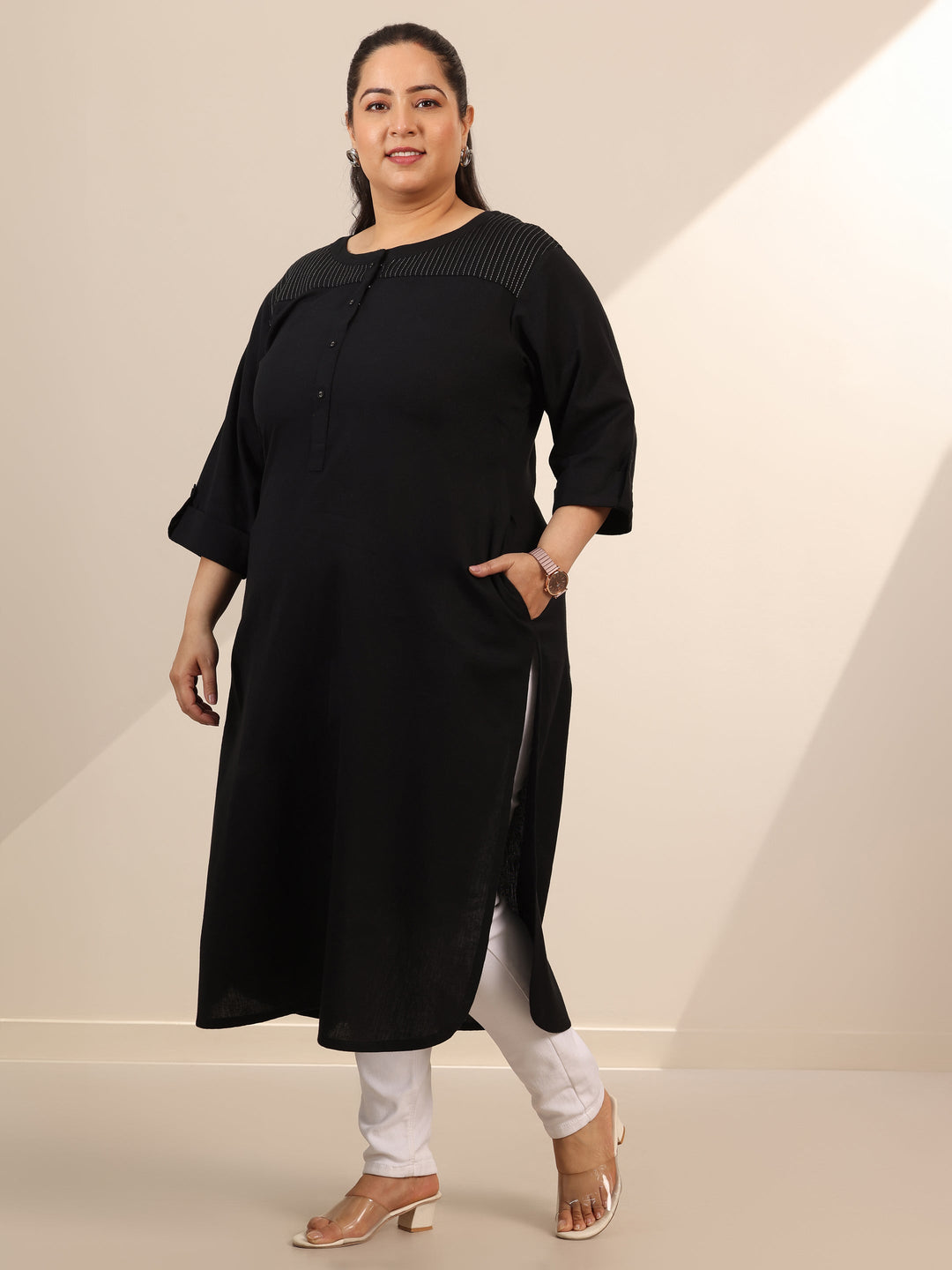  Plus Size Black Solid Cotton Blend Straight Kurta 