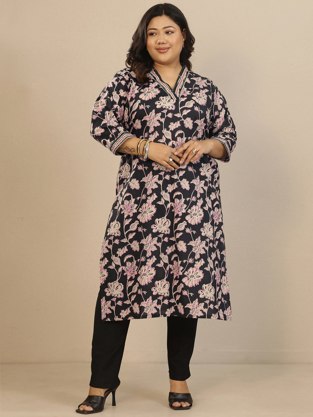  Plus Size Black Printed Cotton Straight Kurta 