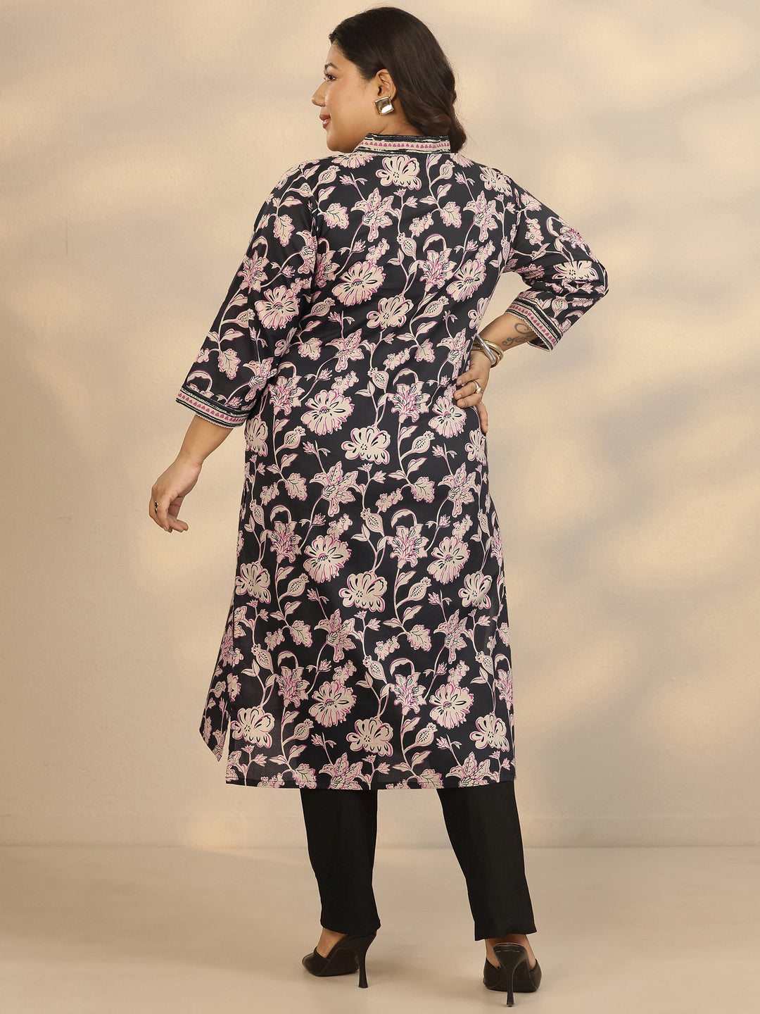  Plus Size Black Printed Cotton Straight Kurta 