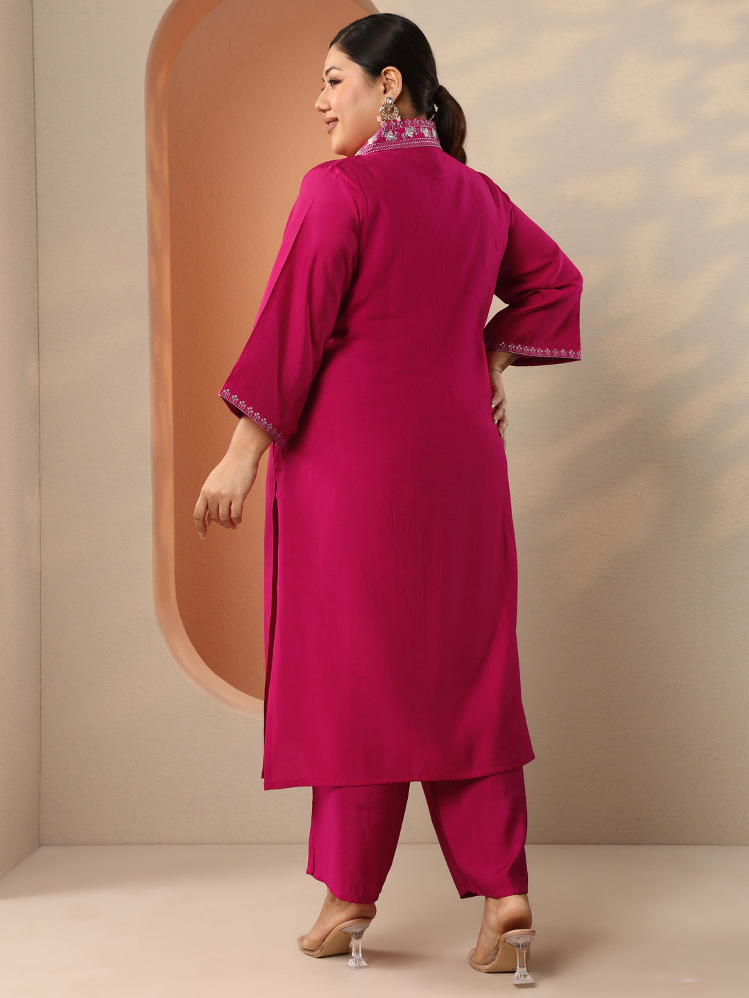  Plus Size Pink Embellished Silk Blend Straight Kurta 