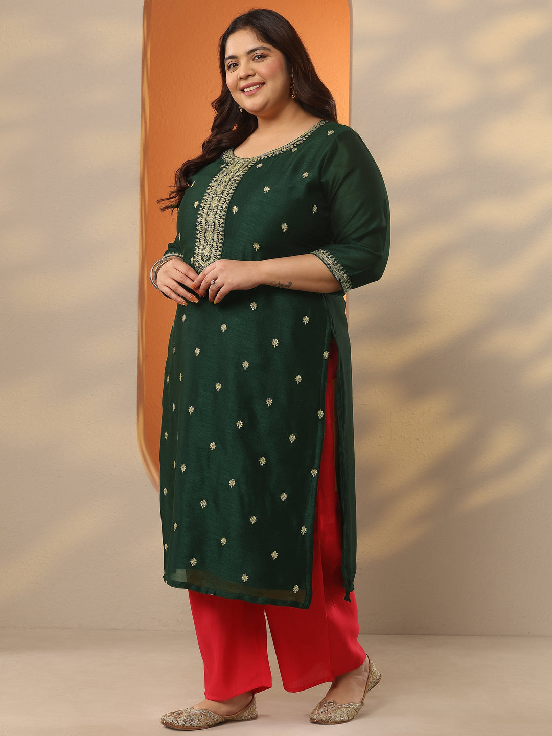  Plus Size Green Embroidered Silk Blend Straight Kurta 