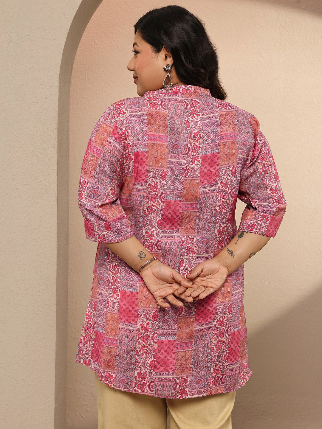  Plus Size Peach Block Printed Silk Blend Straight Short Kurti 