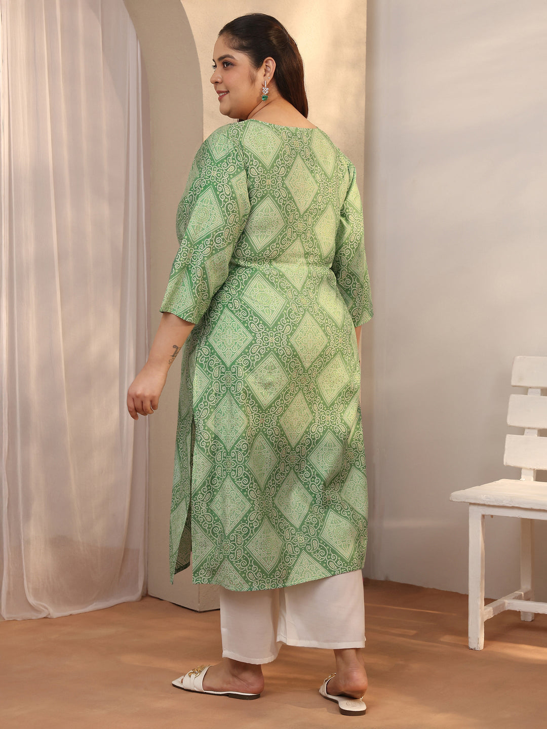  Plus Size Green Bandhani Printed Silk Blend Straight Kurta 