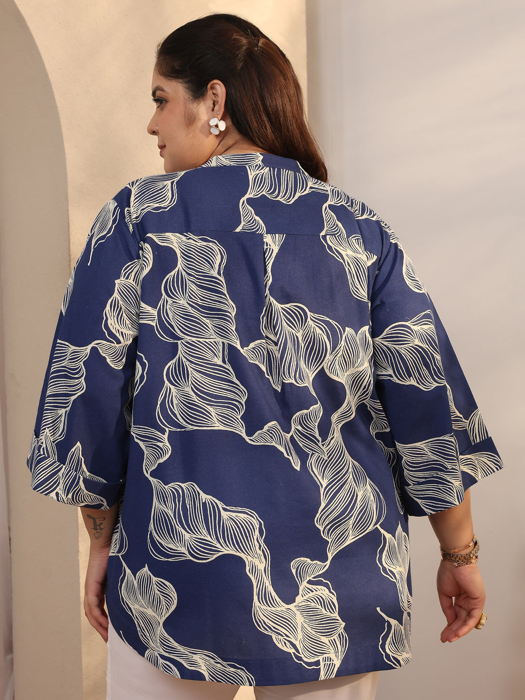 Plus Size Blue Floral Printed Cotton Shirt 