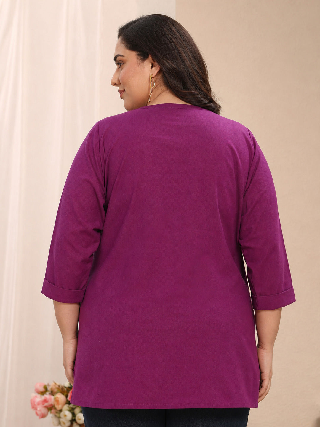  Plus Size Burgundy Solid Solid Cotton Straight Short Kurti 