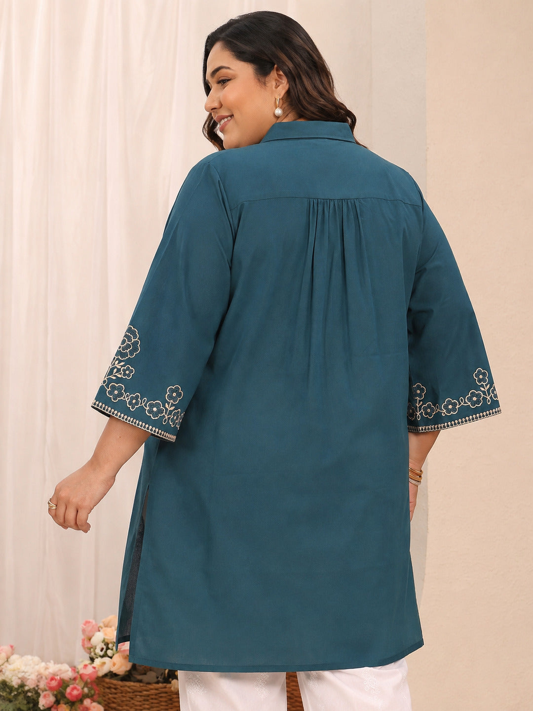  Plus Size Blue Floral Embroidered Cotton Straight Short Kurti 