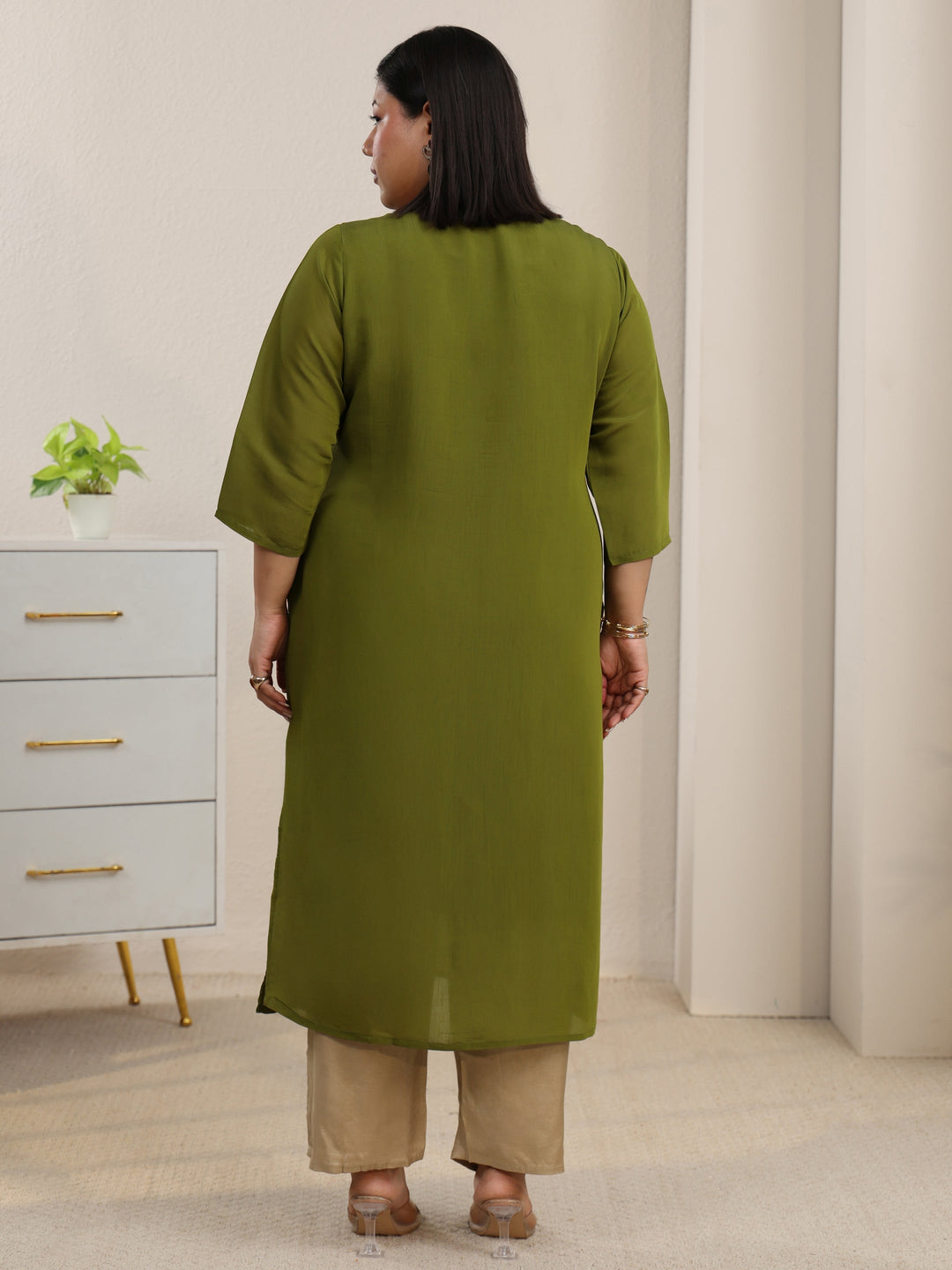  Plus Size Green Embellished Chanderi Cotton Straight Kurta 