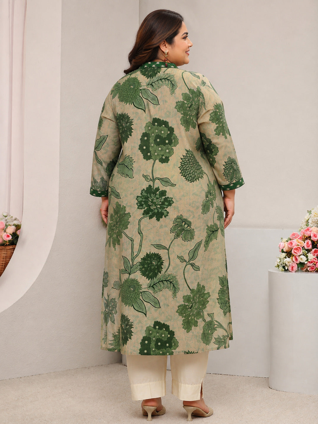  Plus Size Green Floral Printed Silk Blend Straight Kurta 