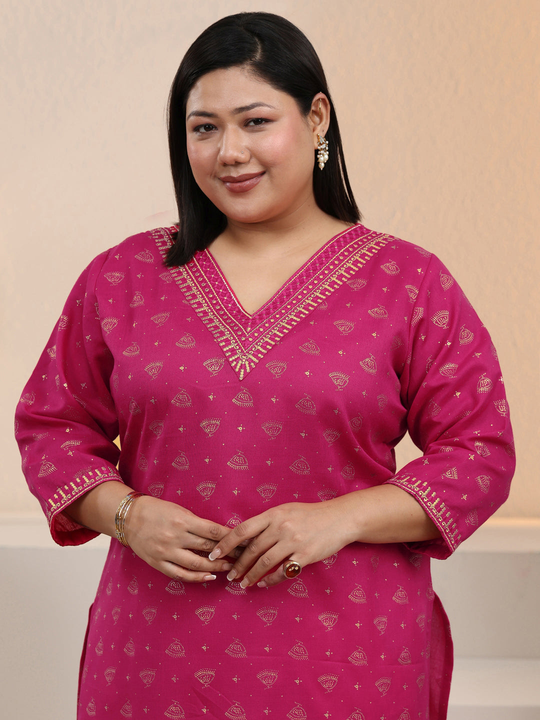  Plus Size Pink Ethnic Motifs Printed Cotton Blend Straight Kurta 